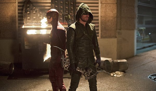 The Flash - Flash vs. Arrow