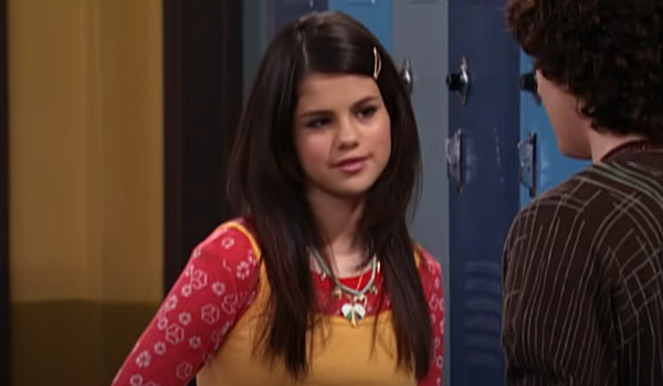 Wizards of Waverly Place - Disenchanted Evening